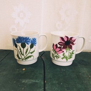 Vintage Botanical Thistle Floral Mug Set